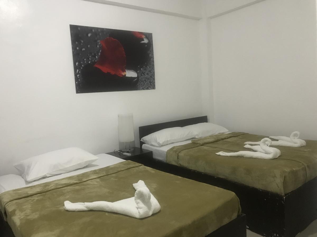 4C'S Tourist Lodge Puerto Princesa Εξωτερικό φωτογραφία