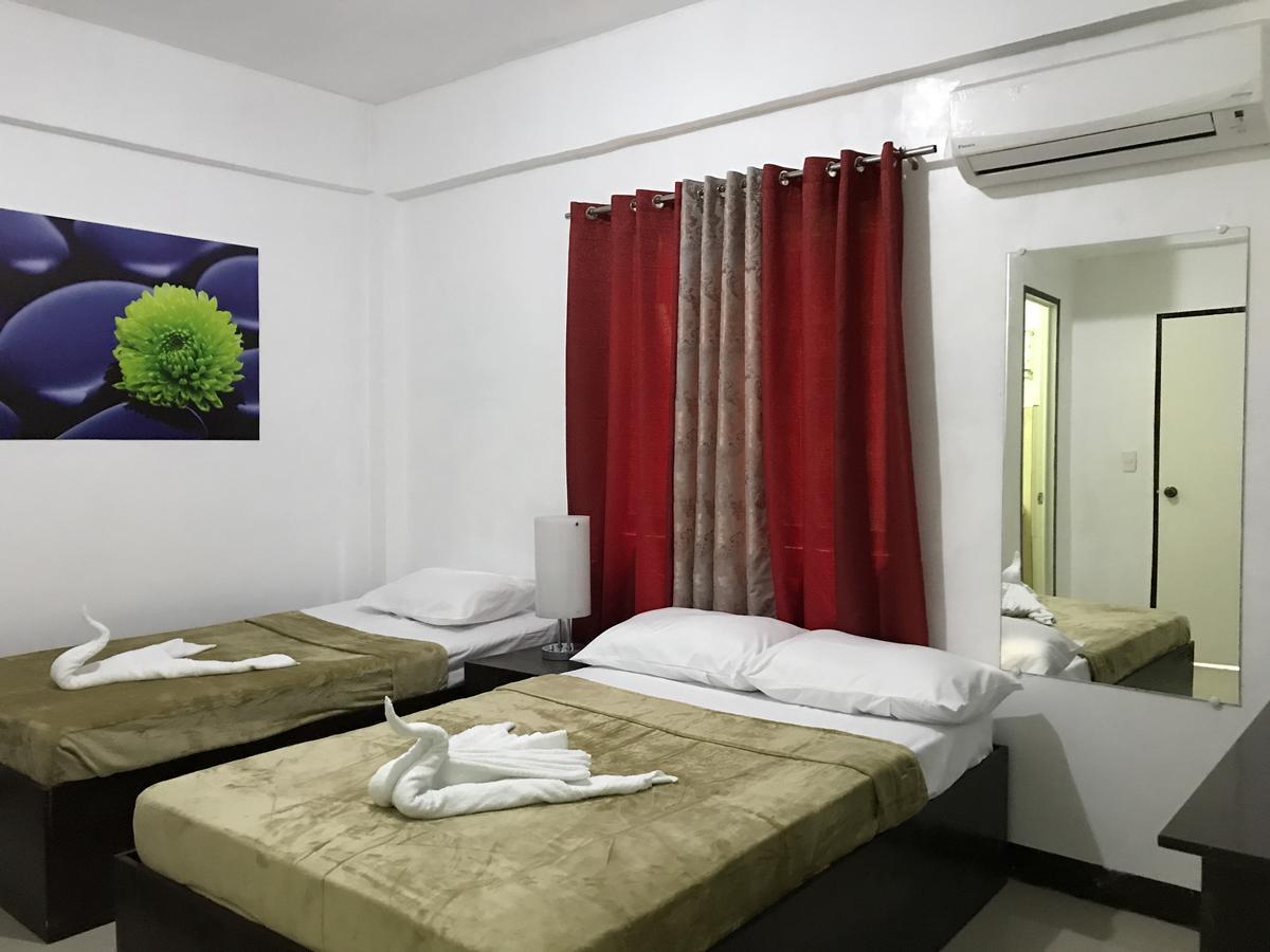 4C'S Tourist Lodge Puerto Princesa Εξωτερικό φωτογραφία