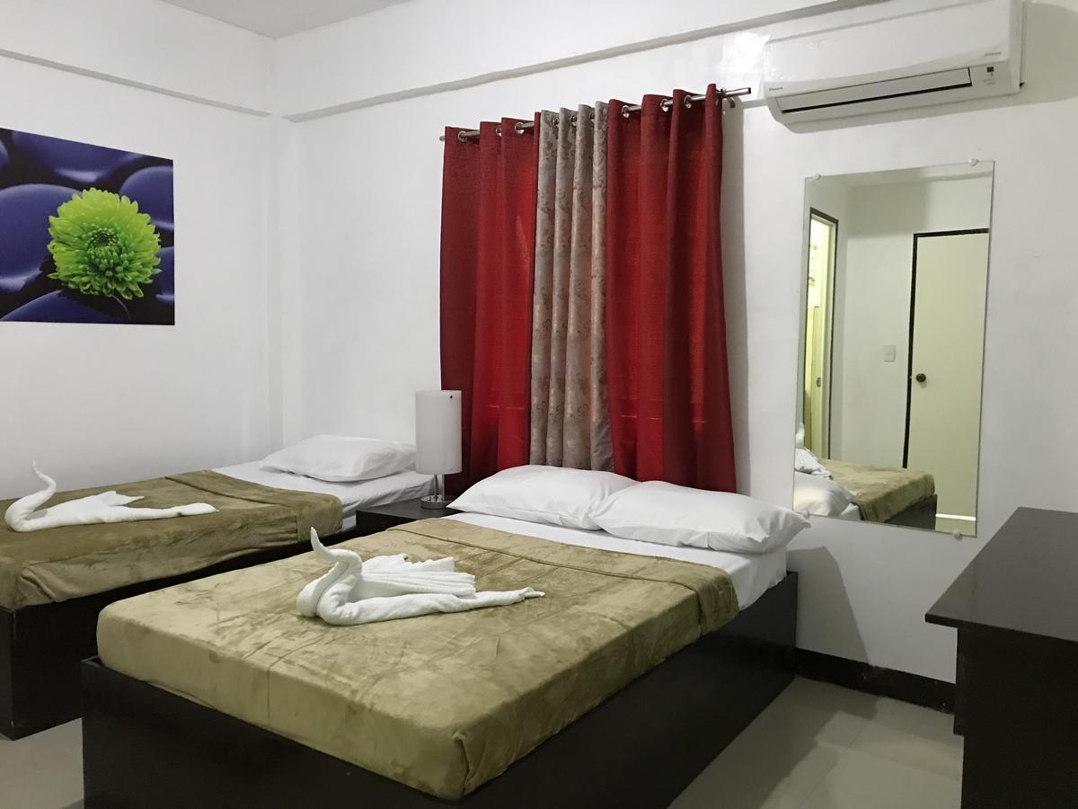 4C'S Tourist Lodge Puerto Princesa Εξωτερικό φωτογραφία