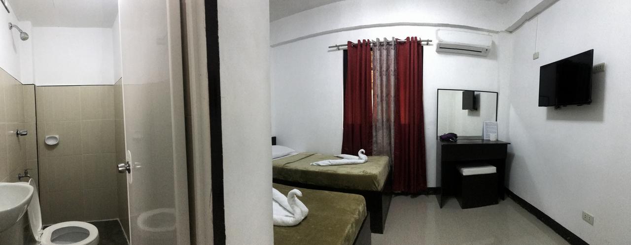 4C'S Tourist Lodge Puerto Princesa Εξωτερικό φωτογραφία