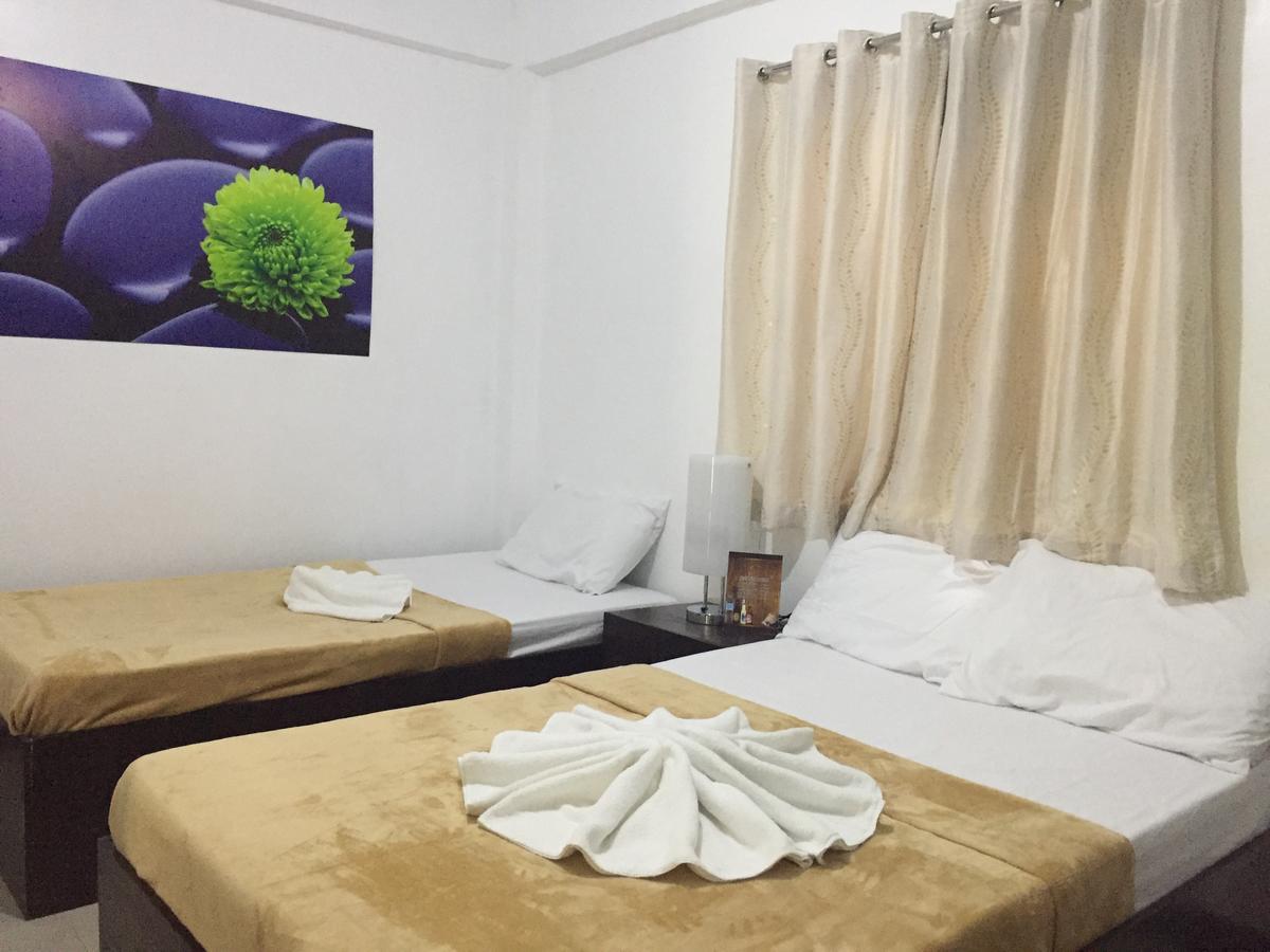 4C'S Tourist Lodge Puerto Princesa Εξωτερικό φωτογραφία