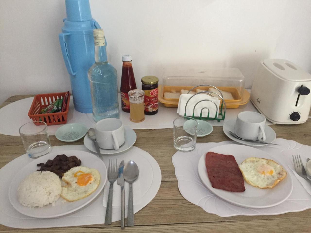 4C'S Tourist Lodge Puerto Princesa Εξωτερικό φωτογραφία